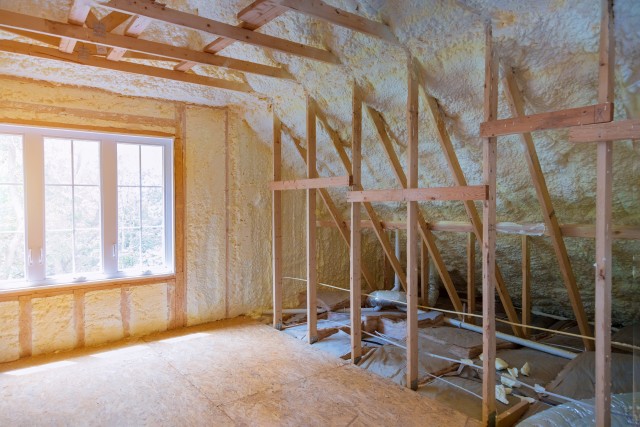 Home 16 Choosing Contractors from Local Roofers