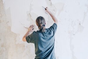 Simple Tips To Repair Leaks In Roof 2 cracked home improvements